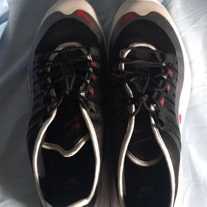 Nike air max axis